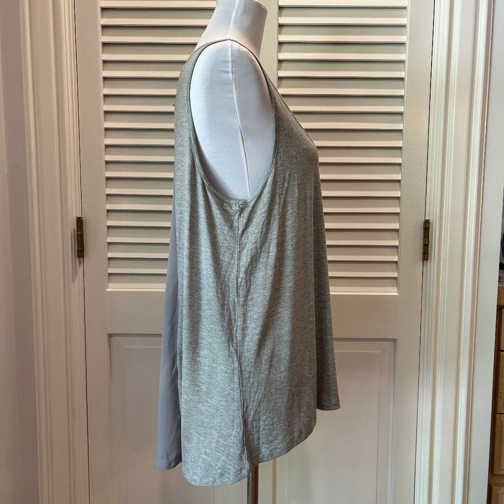Banana Republic NWT Grey Tank Top - Picture 3 of 9